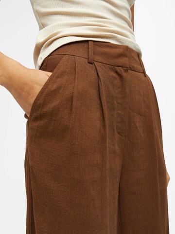 OBJECT - Pierna ancha Pantalón plisado 'Panda' en marrón