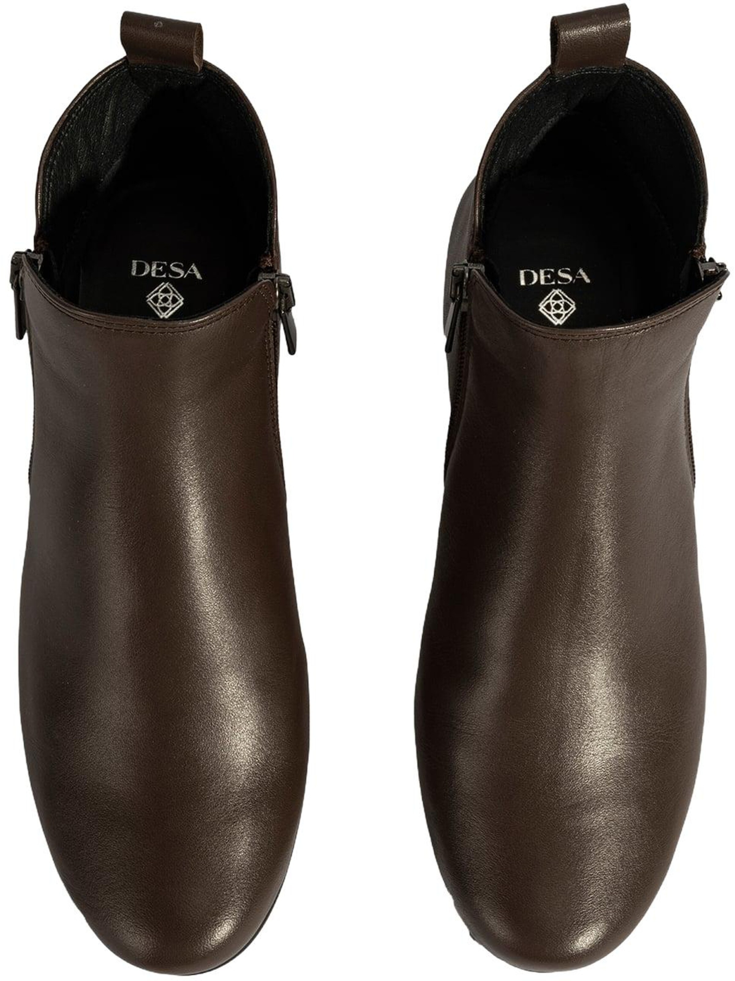 Desa Boots in Brown