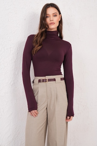 T-shirt Trend Alaçatı Stili en rouge : devant