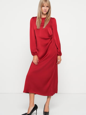VILA - Vestido de noche 'VICLASS' en rojo