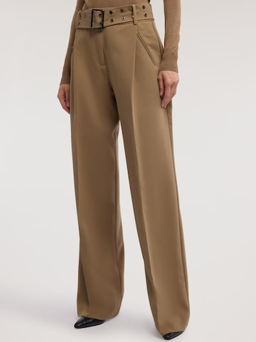Pantaloni di Trussardi in marrone