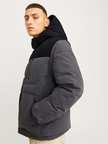 pilka JACK & JONES Žieminė striukė 'JJEOtto'