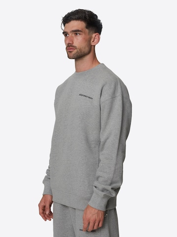 Good For Nothing Pullover i grå
