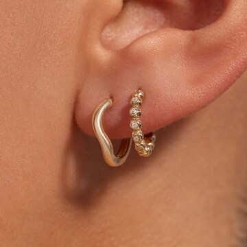Beloro Jewels Earrings in Gold: front