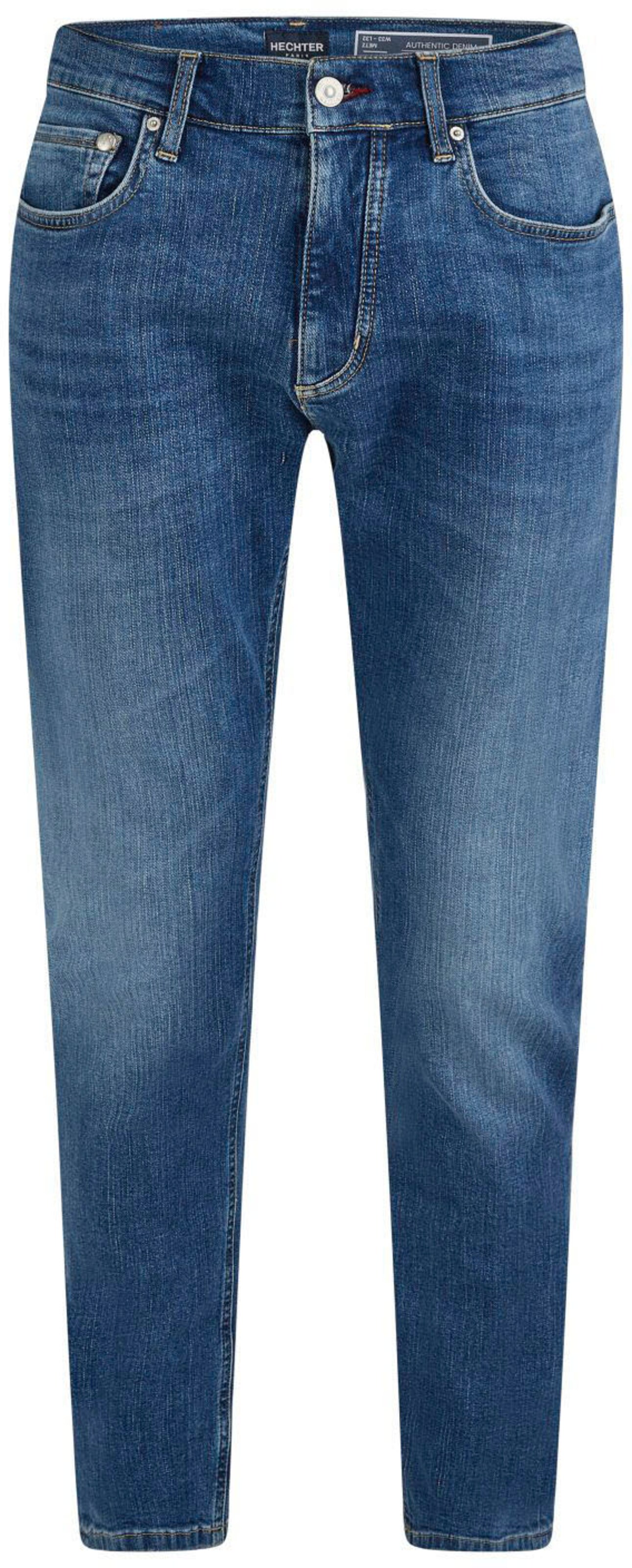 HECHTER PARIS Tapered Jeans in Blue: front
