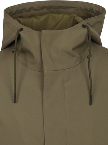 Suitable Winter coat in Green