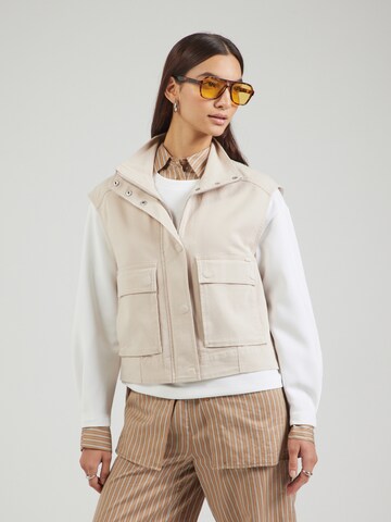 s.Oliver Vest in Brown: front