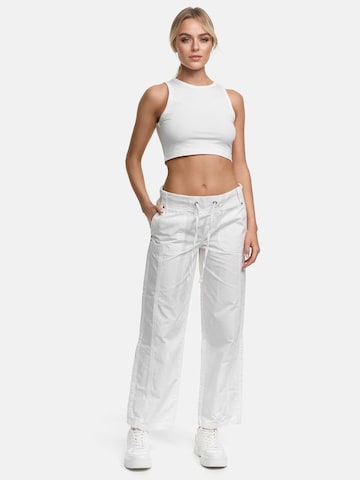 Tazzio Regular Hose 'F601' in Weiß