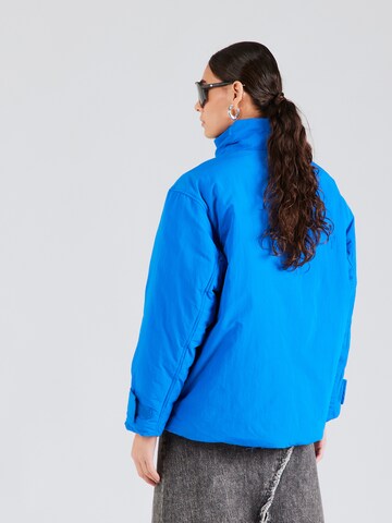 Veste d’hiver 'Windy' WEEKDAY en bleu