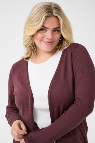 KAFFE CURVE Gebreid vest 'Farsia' in Bruin