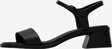 CAMPER Remmisandaalit 'Kora' värissä musta: etupuoli