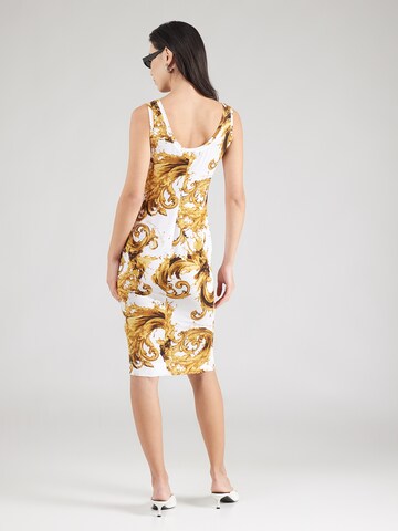 Rochie de la Versace Jeans Couture pe alb