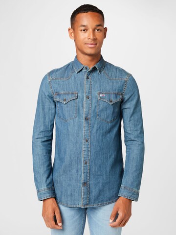 Tommy Jeans Regular fit Button Up Shirt in Blue: front