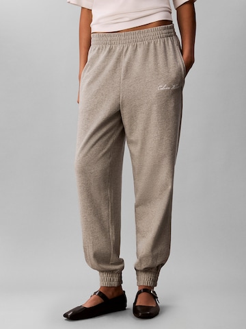 Effilé Pantalon à pince Calvin Klein en gris