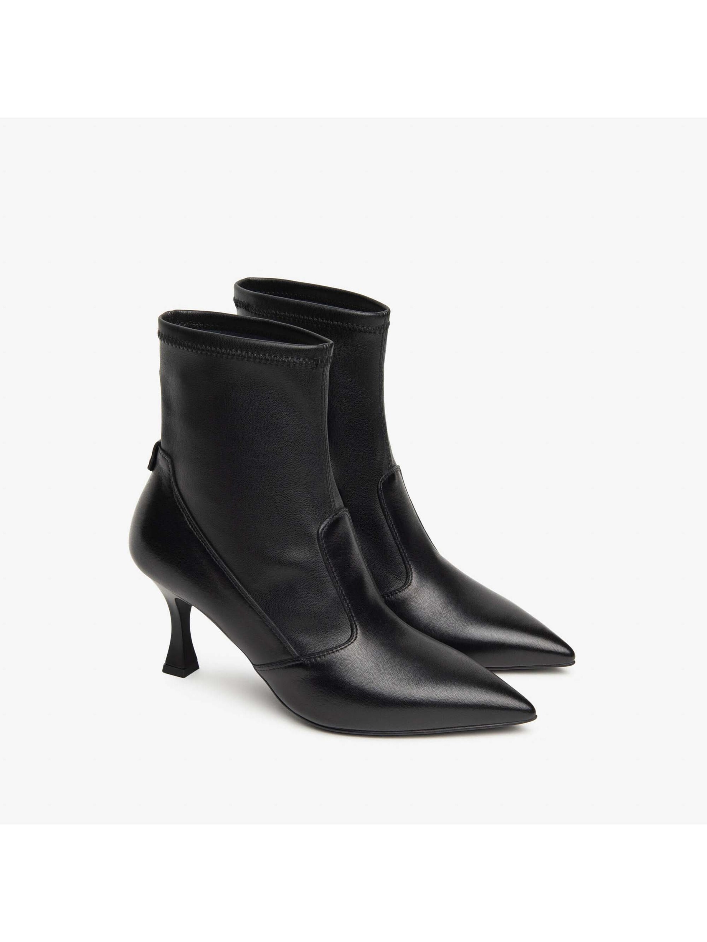 Nero Giardini Bootie 'Pandora Adam Alek' in Black