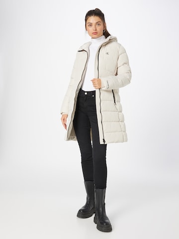 Calvin Klein Jeans Zimní kabát – bílá