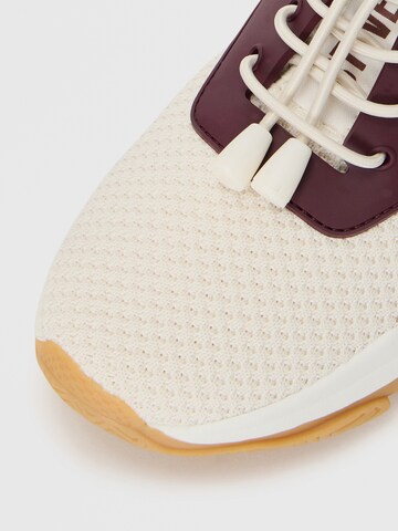 STEVE MADDEN Низкие кроссовки 'Match-E' в Бежевый