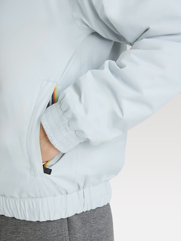Veste mi-saison 'Le Vrai 4.0 Azelie' K-Way en gris