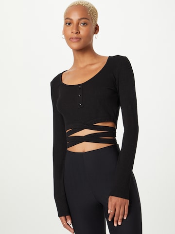 ABOUT YOU Shirt 'Charlott' in Black: front