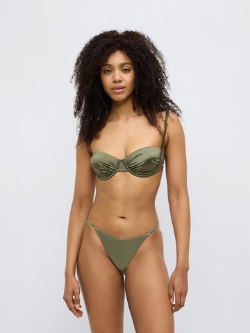 Balconnet Hauts de bikini Calvin Klein Swimwear en vert