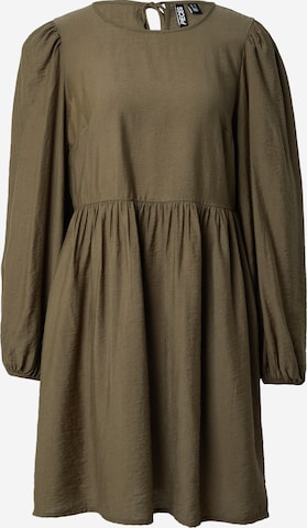 Robe 'NIKO' PIECES en vert : devant