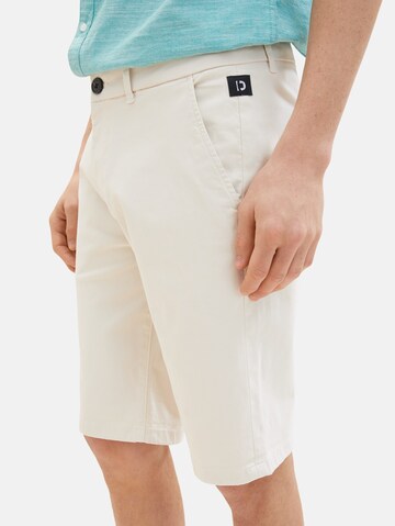 TOM TAILOR DENIM Slimfit Shorts in Beige