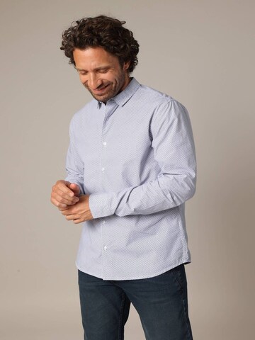 Coupe regular Chemise 'NATSU' Deeluxe en bleu : devant