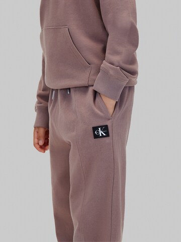 Effilé Pantalon Calvin Klein Jeans en marron