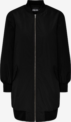 PIECES Between-Season Jacket 'SINA' in Black: front