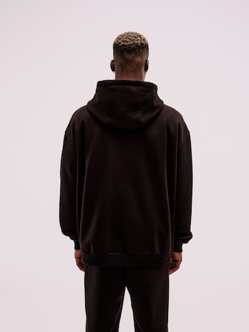 Pacemaker Sweatshirt 'Lennox' in Black