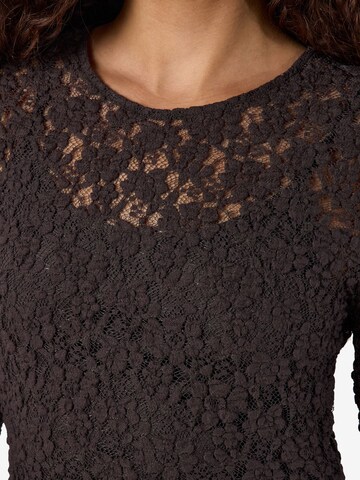 Robe 'NMMiriam' Noisy may en marron