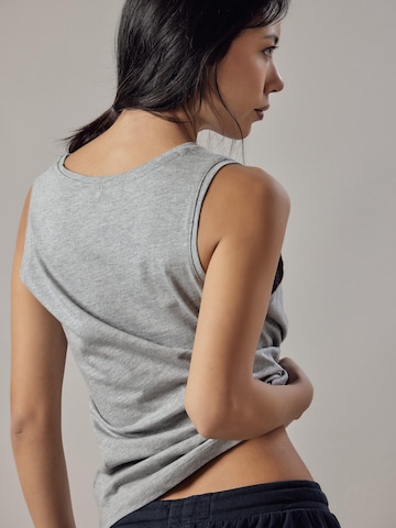 Top 'Canotta Girocollo' di OWN Off With Nature in grigio