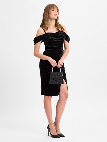 Marie Lund Kleid in Schwarz