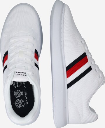 TOMMY HILFIGER Sneaker in Weiß