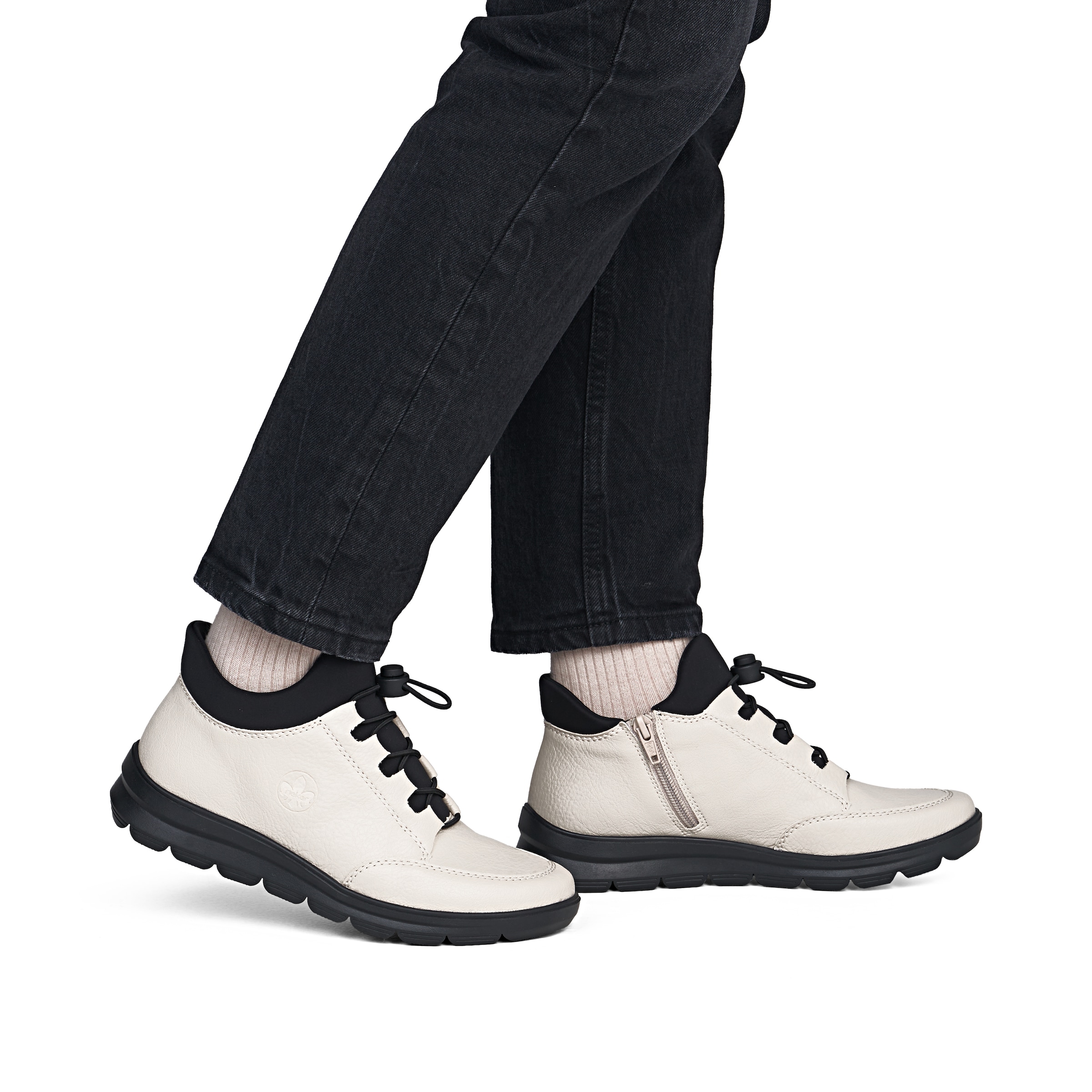 Bottines à lacets Rieker en beige
