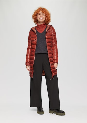 QS Between-seasons coat in Red