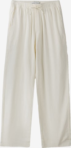 Loosefit Pantalon Bershka en blanc : devant