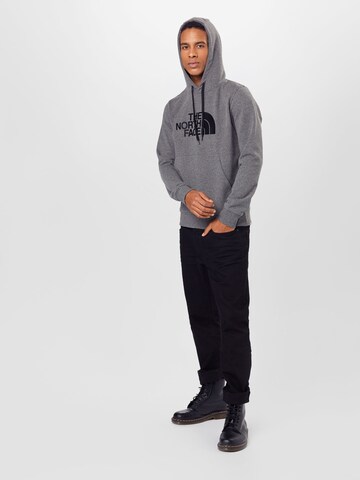 Sweat-shirt 'Drew Peak' THE NORTH FACE en gris