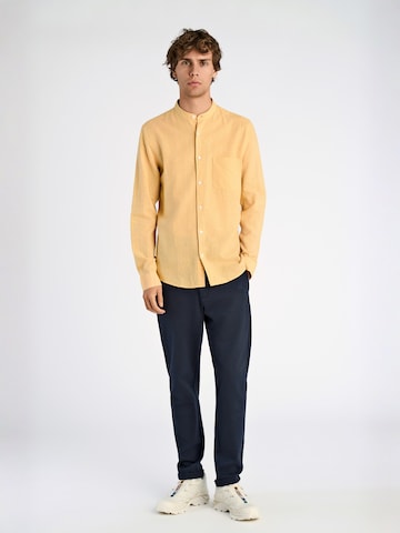 Lindbergh Slim fit Button Up Shirt in Yellow