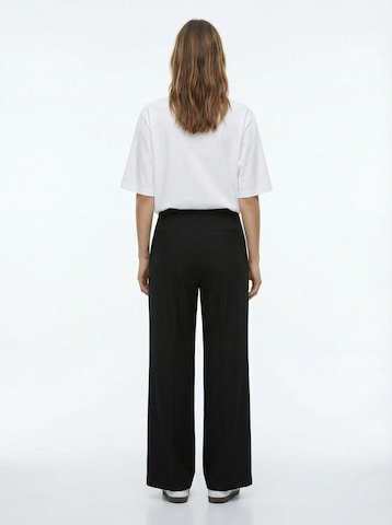 studioselect Широкий Брюки со складками 'Jessa' в Черный