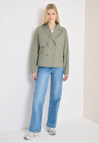 CECIL Płaszcz przejściowy w kolorze zielony: przód