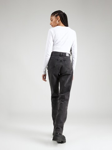 Calvin Klein Jeans Regular Jeans 'HIGH RISE STRAIGHT' in Schwarz