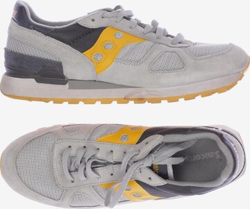 saucony Sneakers & Trainers in 44,5 in Grey: front