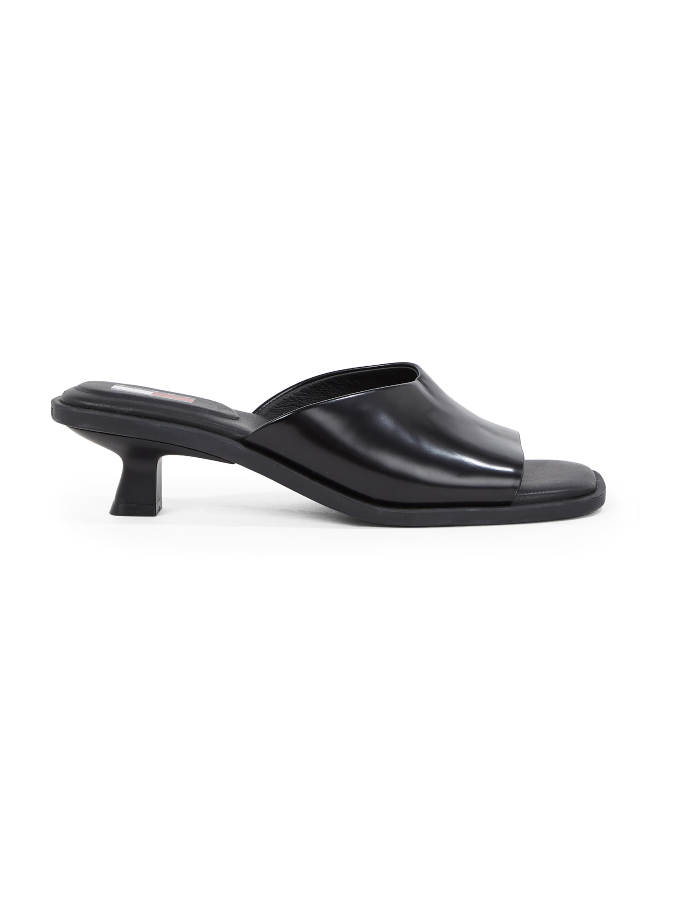 Tommy Jeans Plätu 'THE NOHO', värv must