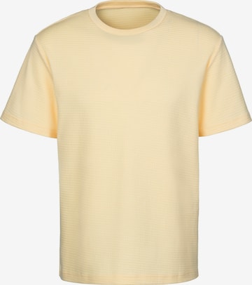 JOHN DEVIN T-Shirt in Gelb: Vorderseite