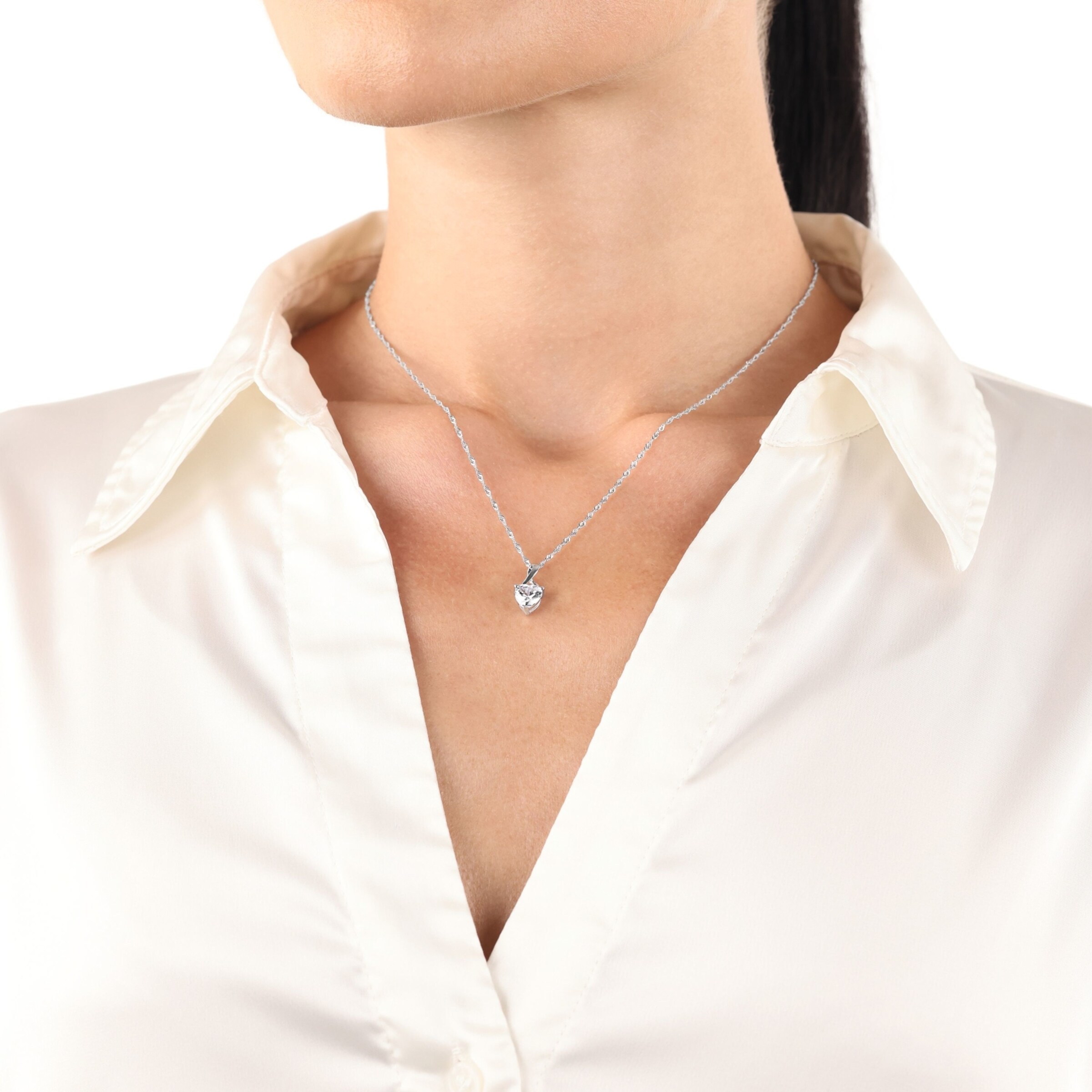 AMOR Necklace in Silver