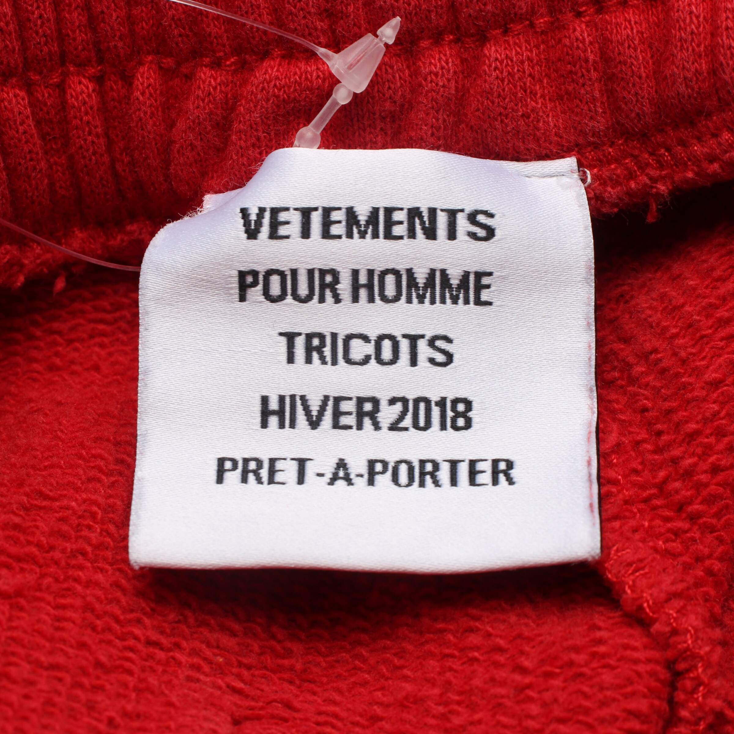 Vetements Pants in 29-30 in Red
