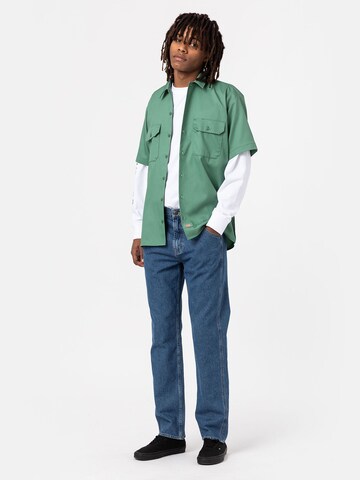 DICKIES - Ajuste confortable Camisa 'work shirt' en verde