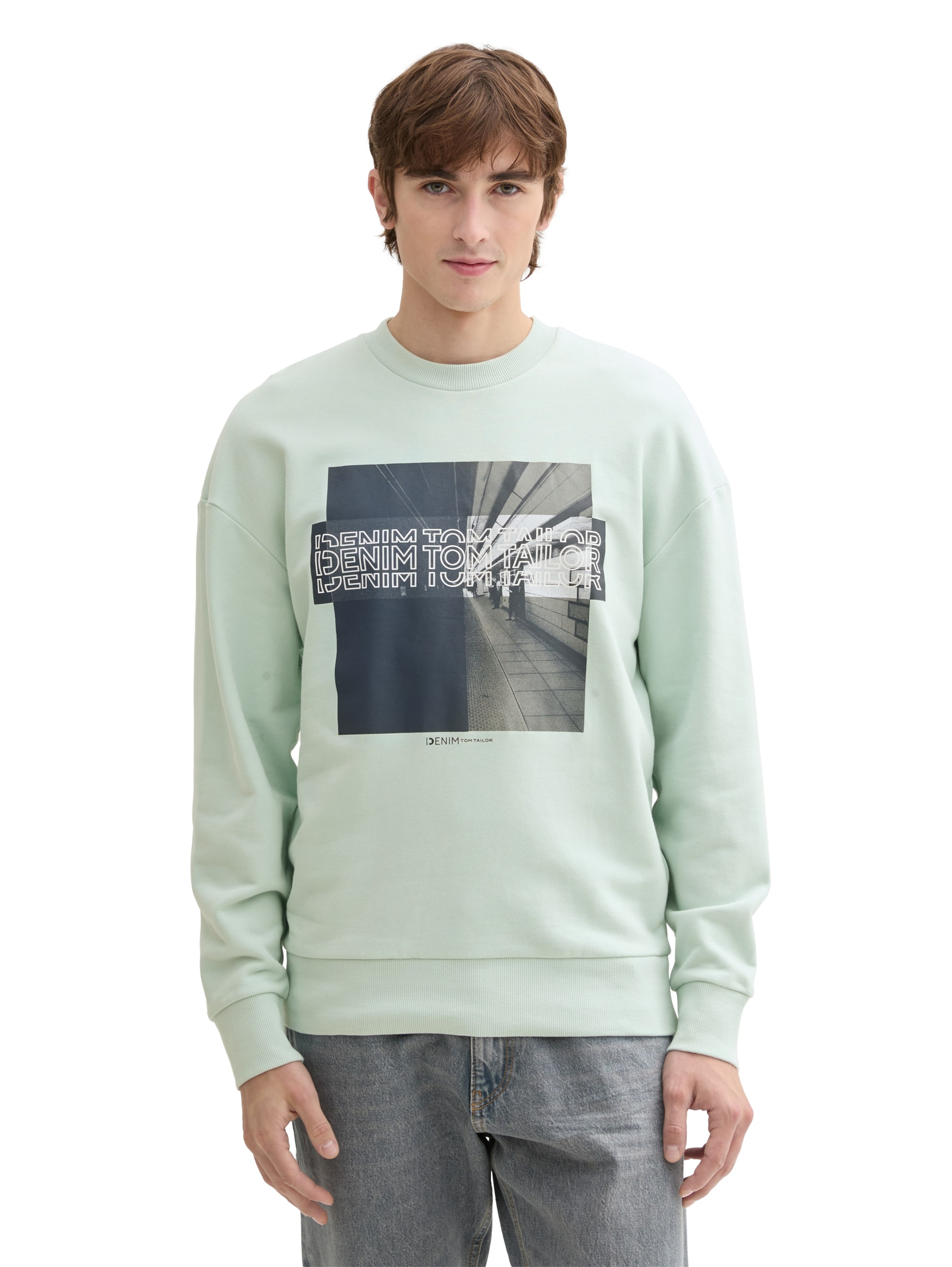 TOM TAILOR DENIM Sweatshirt i grøn: forside