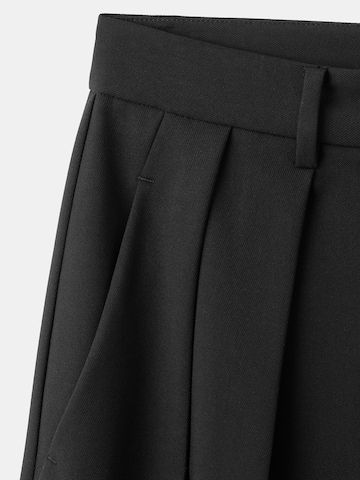 MANGO Loosefit Bandplooibroek 'Gabi' in Zwart